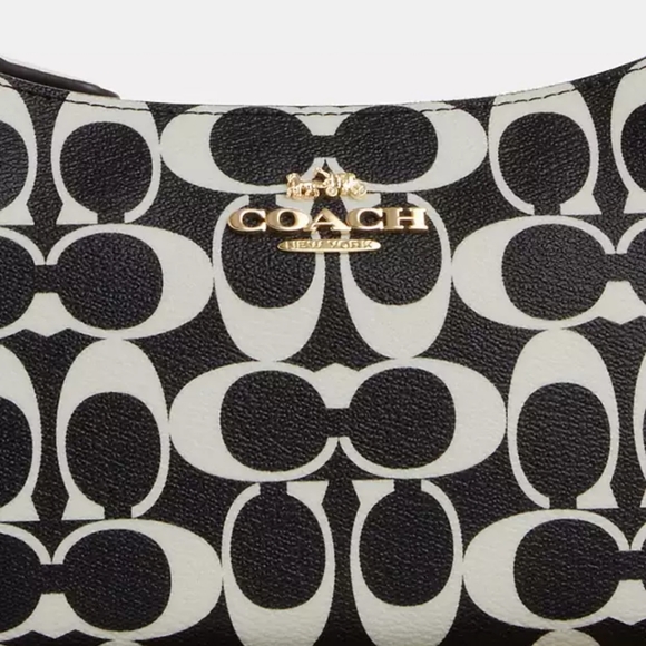 New! Teri Shoulder Bag in Signature Canvas - Picture 6 of 9